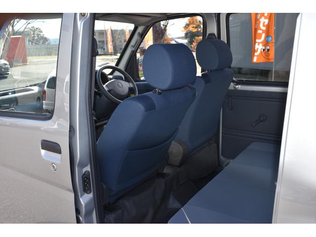 ハイゼットカーゴ ＤＸ　パートタイム４ＷＤ／エアバック／プライバシーガラス／両側スライドドア／オートマ車／同色オールペイント／保証付き（20枚目）