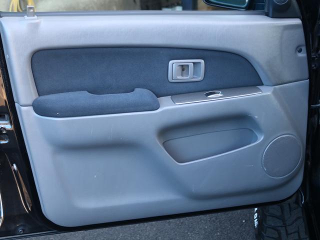 ハイラックスサーフ ＳＳＲ－Ｖ　ブラックナビゲーター　後期最終型　ノーマル車高　サイドステップレス　ＴＯＹＯＴＡ横文字グリル　リヤエンブレムマットブラック塗装　ＭＫＷ１７インチＡＷ　ＴＯＹＯオープンカントリータイヤ　イクリプス７インチナビ（64枚目）