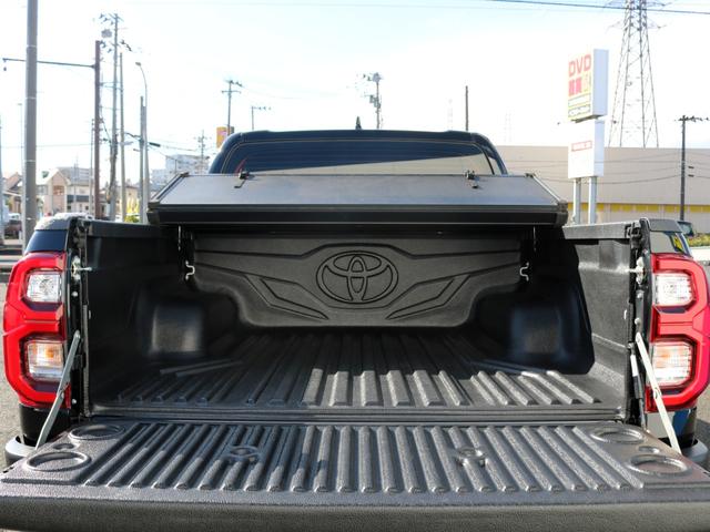 ハイラックス Ｚ　ＧＲスポーツ　ＧＲスポーツ　ＲＡＹＳ１７インチＡＷ　ＴＥＡＭ　ＤＡＹＴＯＮＡ　ＹＯＫＯＨＡＭＡ　ＧＥＯＬＡＮＤＡＲ　ＧＲ専用マッドフラップ　フロント２インチリフトアップ　ベッドライナー　前後ドライブレコーダー（33枚目）