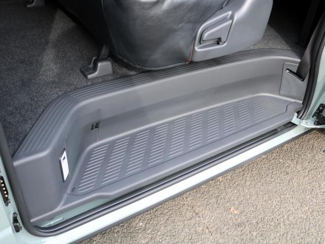 ハイエースバン ロングスーパーGL アースカラーパッケージ メッキパーツマットブラック塗装 ヘッドライトインナーブラック オーバーフェンダー Paw16AW ベッドキット シートカバー アルパインBIG-Xナビ ドラレコ HDMIポート(72枚目)