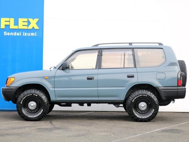 ランドクルーザープラド ＴＸリミテッド　アンヴィルカラー　丸目フェイス換装　オレンジサイドマーカー　コーナーレンズ　スモークテールランプ　マットブラック塗装　ＤＥＡＮカリフォルニア１６インチＡＷ　ＢＦグッドリッチ２３５ＡＴタイヤ（14枚目）