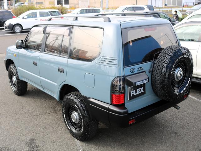 ランドクルーザープラド ＴＸリミテッド　アンヴィルカラー　丸目フェイス換装　オレンジサイドマーカー　コーナーレンズ　スモークテールランプ　マットブラック塗装　ＤＥＡＮカリフォルニア１６インチＡＷ　ＢＦグッドリッチ２３５ＡＴタイヤ（41枚目）