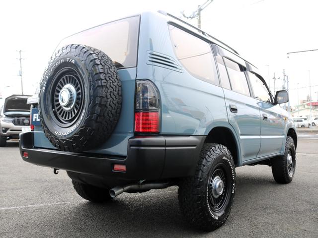 ランドクルーザープラド ＴＸリミテッド　アンヴィルカラー　丸目フェイス換装　オレンジサイドマーカー　コーナーレンズ　スモークテールランプ　マットブラック塗装　ＤＥＡＮカリフォルニア１６インチＡＷ　ＢＦグッドリッチ２３５ＡＴタイヤ（52枚目）