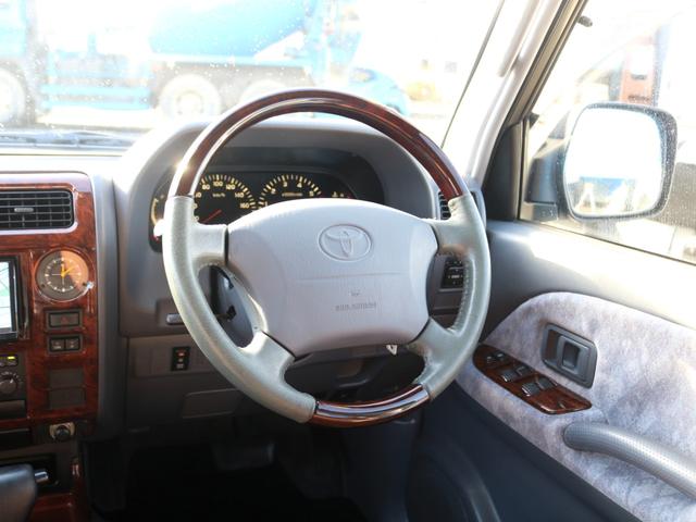 ランドクルーザープラド ＴＸリミテッド　アンヴィルカラー　丸目フェイス換装　オレンジサイドマーカー　コーナーレンズ　スモークテールランプ　マットブラック塗装　ＤＥＡＮカリフォルニア１６インチＡＷ　ＢＦグッドリッチ２３５ＡＴタイヤ（68枚目）