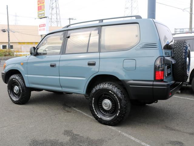 ランドクルーザープラド ＴＸリミテッド　アンヴィルカラー　丸目フェイス換装　オレンジサイドマーカー　コーナーレンズ　スモークテールランプ　マットブラック塗装　ＤＥＡＮカリフォルニア１６インチＡＷ　ＢＦグッドリッチ２３５ＡＴタイヤ（75枚目）