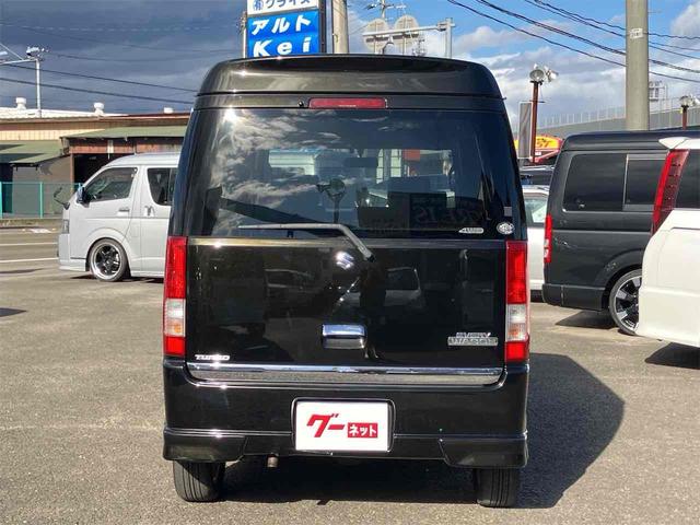 エブリイワゴン ＰＺターボスペシャル　４ＷＤ　ＥＴＣ　両側電動スライドドア　ＴＶ　キーレスエントリー　電動格納ミラー　シートヒーター　ターボ　ＡＴ　盗難防止システム　ＡＢＳ　アルミホイール　衝突安全ボディ　エアコン　パワーステアリング（16枚目）