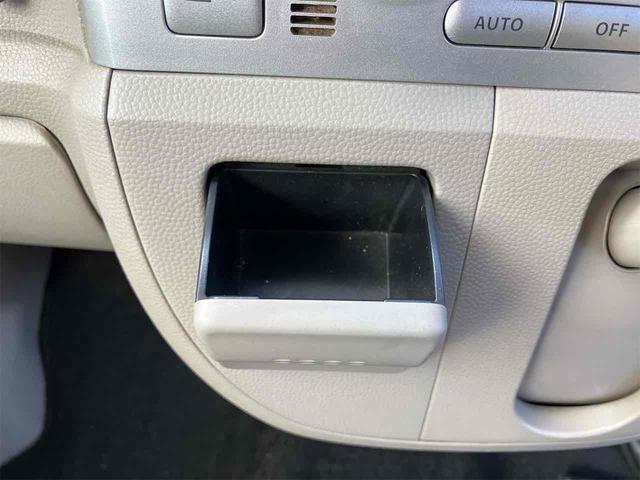 エブリイワゴン ＰＺターボスペシャル　４ＷＤ　ＥＴＣ　両側電動スライドドア　ＴＶ　キーレスエントリー　電動格納ミラー　シートヒーター　ターボ　ＡＴ　盗難防止システム　ＡＢＳ　アルミホイール　衝突安全ボディ　エアコン　パワーステアリング（30枚目）