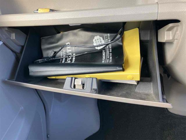 エブリイワゴン ＰＺターボスペシャル　４ＷＤ　ＥＴＣ　両側電動スライドドア　ＴＶ　キーレスエントリー　電動格納ミラー　シートヒーター　ターボ　ＡＴ　盗難防止システム　ＡＢＳ　アルミホイール　衝突安全ボディ　エアコン　パワーステアリング（33枚目）