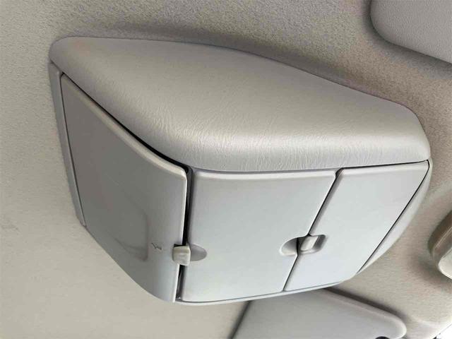 エブリイワゴン ＰＺターボスペシャル　４ＷＤ　ＥＴＣ　両側電動スライドドア　ＴＶ　キーレスエントリー　電動格納ミラー　シートヒーター　ターボ　ＡＴ　盗難防止システム　ＡＢＳ　アルミホイール　衝突安全ボディ　エアコン　パワーステアリング（34枚目）