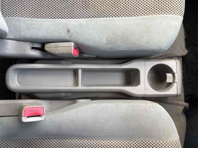 エブリイワゴン ＰＺターボスペシャル　４ＷＤ　ＥＴＣ　両側電動スライドドア　ＴＶ　キーレスエントリー　電動格納ミラー　シートヒーター　ターボ　ＡＴ　盗難防止システム　ＡＢＳ　アルミホイール　衝突安全ボディ　エアコン　パワーステアリング（39枚目）