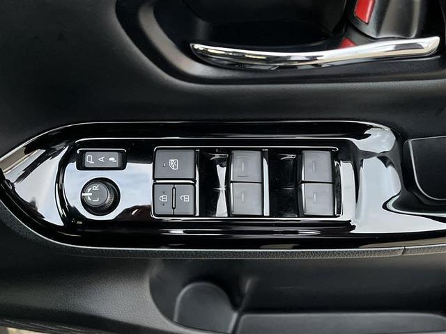 ヴォクシー ＺＳ　煌ＩＩＩ　４ＷＤ　フルセグ　メモリーナビ　ＤＶＤ再生　ミュージックプレイヤー接続可　後席モニター　バックカメラ　衝突被害軽減システム　ＥＴＣ　ドラレコ　両側電動スライド　ＬＥＤヘッドランプ　ウオークスルー（21枚目）
