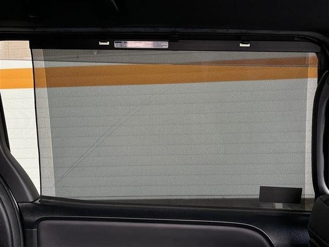 ヴォクシー ＺＳ　煌ＩＩＩ　４ＷＤ　フルセグ　メモリーナビ　ＤＶＤ再生　ミュージックプレイヤー接続可　後席モニター　バックカメラ　衝突被害軽減システム　ＥＴＣ　ドラレコ　両側電動スライド　ＬＥＤヘッドランプ　ウオークスルー（31枚目）