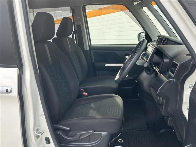 ルーミー カスタムＧ－Ｔ　フルセグ　メモリーナビ　ＤＶＤ再生　ミュージックプレイヤー接続可　バックカメラ　衝突被害軽減システム　ＥＴＣ　両側電動スライド　ＬＥＤヘッドランプ　記録簿　アイドリングストップ（18枚目）