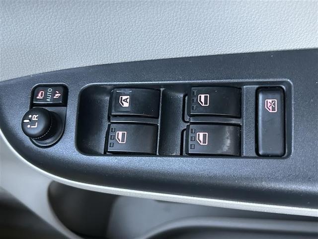 パッソ Ｘ　Ｌパッケージ　ワンセグ　メモリーナビ　ＤＶＤ再生　バックカメラ　記録簿　アイドリングストップ（12枚目）