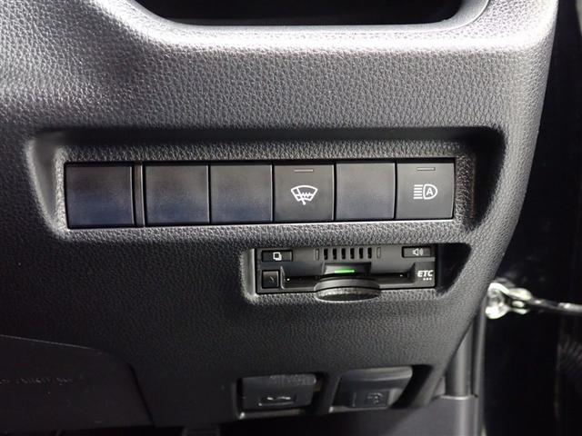 RAV4 X フルセグ メモリーナビ DVD再生 ミュージックプレイヤー接続可 バックカメラ 衝突被害軽減システム ETC LEDヘッドランプ 記録簿(17枚目)