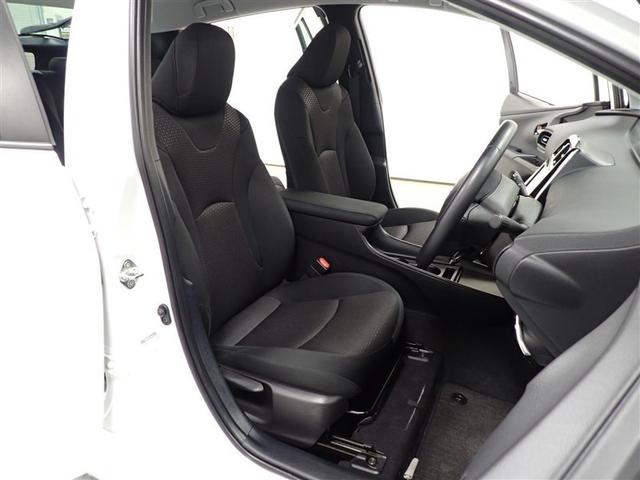 プリウス Ｓ　ワンセグ　メモリーナビ　ミュージックプレイヤー接続可　バックカメラ　衝突被害軽減システム　ＥＴＣ　ＬＥＤヘッドランプ　記録簿（22枚目）