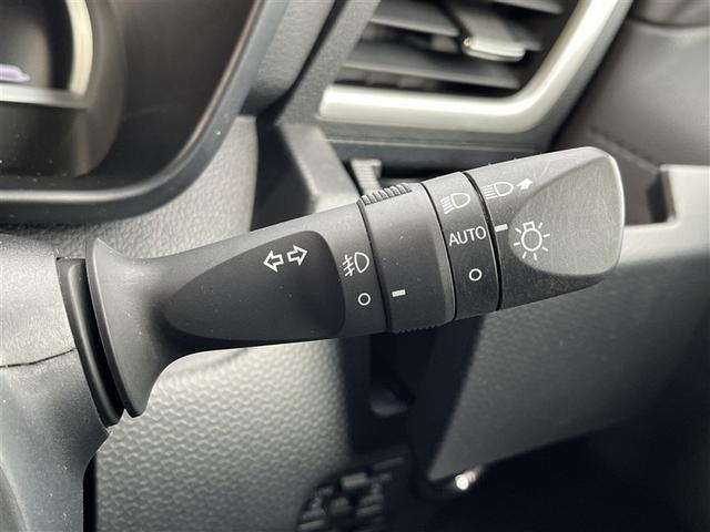 ルーミー カスタムＧ　フルセグ　メモリーナビ　ＤＶＤ再生　ミュージックプレイヤー接続可　バックカメラ　衝突被害軽減システム　ＥＴＣ　両側電動スライド　ＬＥＤヘッドランプ　ウオークスルー　フルエアロ　記録簿（13枚目）