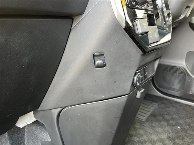 ルーミー カスタムＧ　フルセグ　メモリーナビ　ＤＶＤ再生　ミュージックプレイヤー接続可　バックカメラ　衝突被害軽減システム　ＥＴＣ　両側電動スライド　ＬＥＤヘッドランプ　ウオークスルー　フルエアロ　記録簿（28枚目）