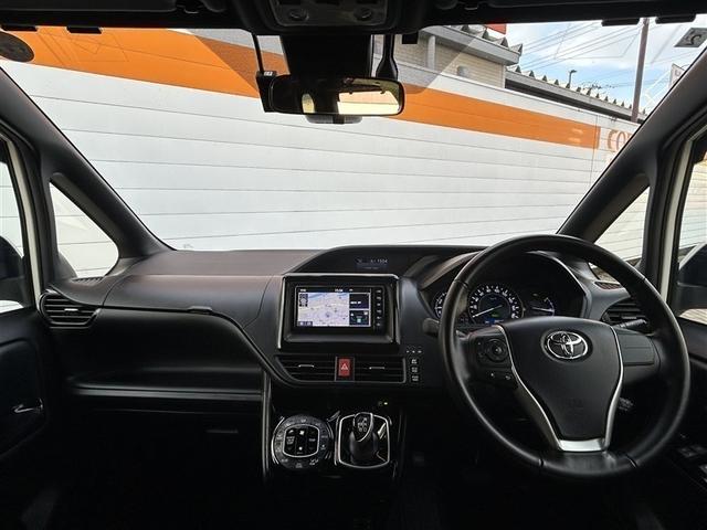 ノア ハイブリッドG フルセグ メモリーナビ DVD再生 ミュージックプレイヤー接続可 バックカメラ 衝突被害軽減システム ETC 両側電動スライド LEDヘッドランプ 乗車定員7人 3列シート 記録簿(7枚目)