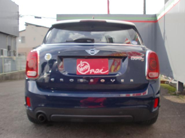 ＭＩＮＩ クーパーＳ　Ｅ　クロスオーバー　オール４　プラグインハイブリッド　４ＷＤ　シートヒーター　パワーバックドア　サンルーフ　ナビ　バックカメラ　前後ドラレコ　ＥＴＣ　充電コードあり（3枚目）
