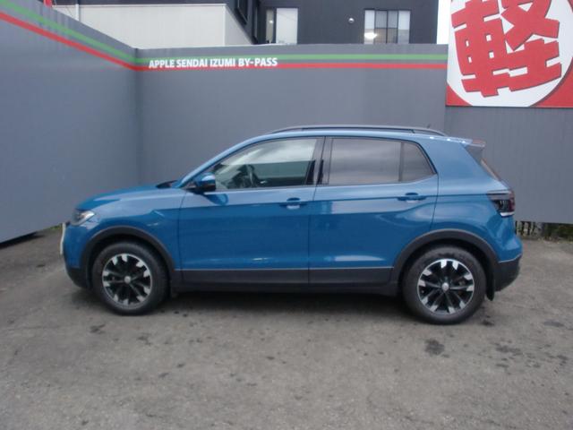 Ｔ－クロス ＴＳＩ　１ｓｔ　ワンオーナー　ディーラー車　ナビ　ＴＶ　バックカメラ　ＥＴＣ　アイドリングストップ　前後ドラレコ（5枚目）