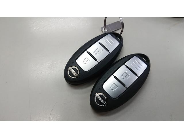 ノート Ｘ　ＦＯＵＲ　４ＷＤ　ワンオーナー　禁煙車　ナビ連動前後ドラレコ　寒冷地仕様　ステアリングヒーター　シートヒーター（25枚目）