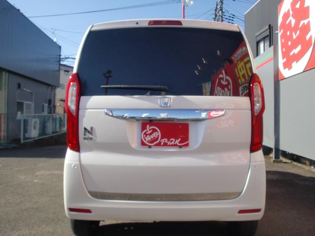 Ｎ－ＢＯＸ Ｇ・Ｌホンダセンシング　ワンオーナー　４ＷＤ　禁煙車　衝突軽減ブレーキ　路外逸脱抑制機能　シートカバー　ナビ　ＴＶ　バックカメラ　ＥＴＣ　ドラレコ　両側スライド　片側電動スライドドア　シートヒーター（3枚目）