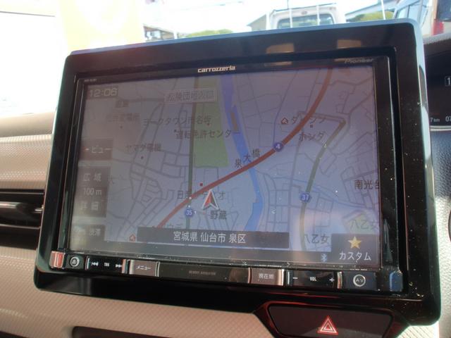 Ｎ－ＢＯＸ Ｇ・Ｌホンダセンシング　ワンオーナー　４ＷＤ　禁煙車　衝突軽減ブレーキ　路外逸脱抑制機能　シートカバー　ナビ　ＴＶ　バックカメラ　ＥＴＣ　ドラレコ　両側スライド　片側電動スライドドア　シートヒーター（9枚目）