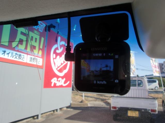 Ｎ－ＢＯＸ Ｇ・Ｌホンダセンシング　ワンオーナー　４ＷＤ　禁煙車　衝突軽減ブレーキ　路外逸脱抑制機能　シートカバー　ナビ　ＴＶ　バックカメラ　ＥＴＣ　ドラレコ　両側スライド　片側電動スライドドア　シートヒーター（12枚目）