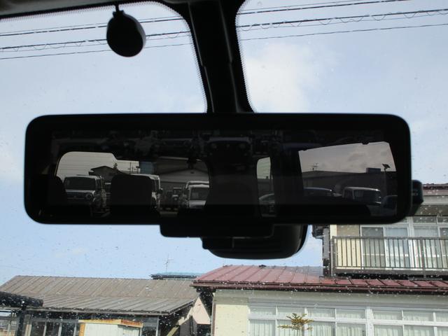 セレナ ハイウェイスター　Ｓ　ハイブリット　４ＷＤ　フルセグナビ　アラウンドビューモニター　パーキングアシスト　ドライブレコーダー　両側パワースライドドア　デジタルルームミラー　Ｂｌｕｅｔｏｏｔｈ　ＤＶＤ　シートヒーター　オートライト　８人乗り（17枚目）