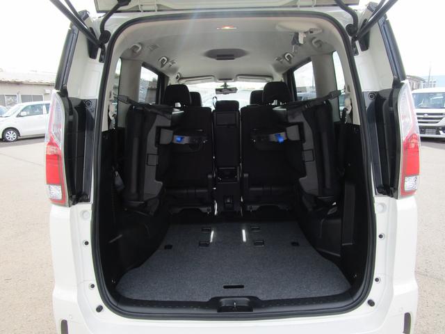 セレナ ハイウェイスター　Ｓ　ハイブリット　４ＷＤ　フルセグナビ　アラウンドビューモニター　パーキングアシスト　ドライブレコーダー　両側パワースライドドア　デジタルルームミラー　Ｂｌｕｅｔｏｏｔｈ　ＤＶＤ　シートヒーター　オートライト　８人乗り（28枚目）