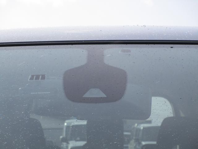 セレナ ハイウェイスター　Ｓ　ハイブリット　４ＷＤ　フルセグナビ　アラウンドビューモニター　パーキングアシスト　ドライブレコーダー　両側パワースライドドア　デジタルルームミラー　Ｂｌｕｅｔｏｏｔｈ　ＤＶＤ　シートヒーター　オートライト　８人乗り（60枚目）