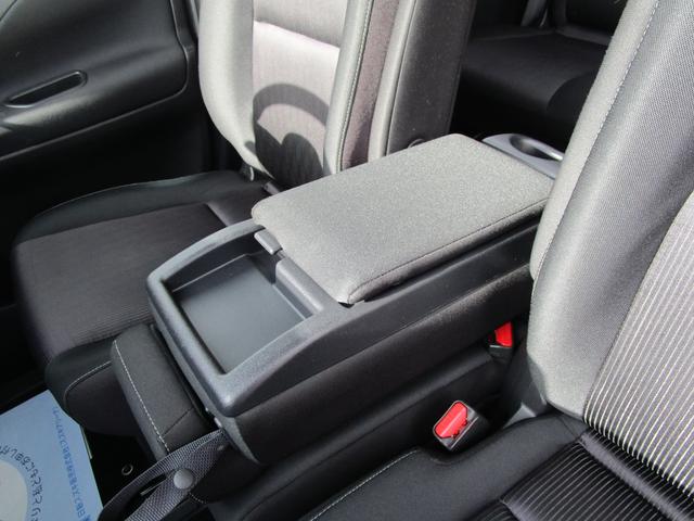 セレナ ハイウェイスター　Ｓ　ハイブリット　４ＷＤ　フルセグナビ　アラウンドビューモニター　パーキングアシスト　ドライブレコーダー　両側パワースライドドア　デジタルルームミラー　Ｂｌｕｅｔｏｏｔｈ　ＤＶＤ　シートヒーター　オートライト　８人乗り（67枚目）