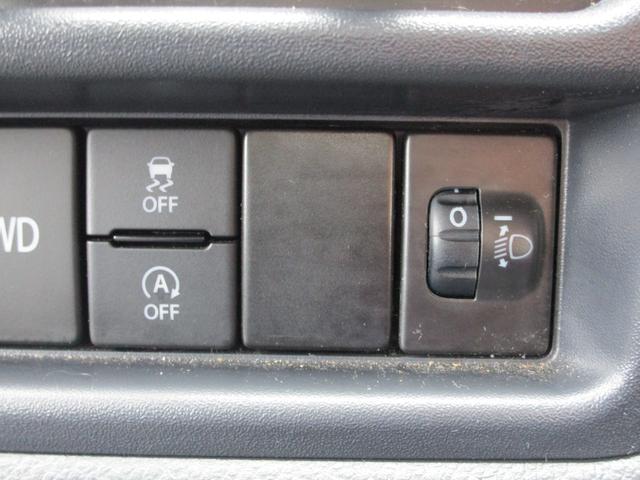 キャリイトラック ＫＣエアコン・パワステ　４ＷＤ　マニュアル車　横滑り防止機能　ＦＭ／ＡＭラジオ　衝突被害軽減システム　パワーウインドウ　キーレスエントリー　スペアキー　保証付販売車（12枚目）