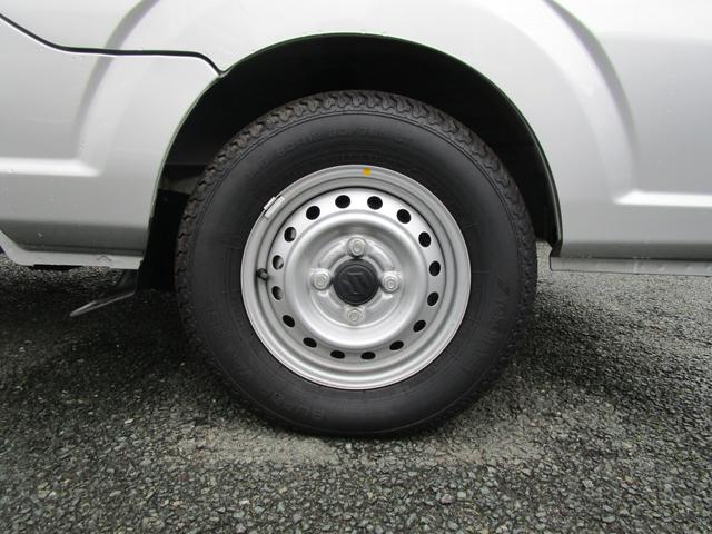 キャリイトラック ＫＣエアコン・パワステ　４ＷＤ　マニュアル車　横滑り防止機能　ＦＭ／ＡＭラジオ　衝突被害軽減システム　パワーウインドウ　キーレスエントリー　スペアキー　保証付販売車（15枚目）
