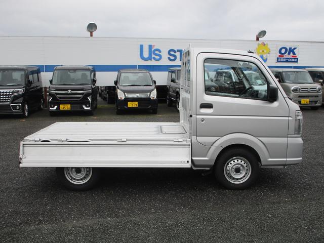 キャリイトラック ＫＣエアコン・パワステ　４ＷＤ　マニュアル車　横滑り防止機能　ＦＭ／ＡＭラジオ　衝突被害軽減システム　パワーウインドウ　キーレスエントリー　スペアキー　保証付販売車（26枚目）