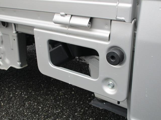 キャリイトラック ＫＣエアコン・パワステ　４ＷＤ　マニュアル車　横滑り防止機能　ＦＭ／ＡＭラジオ　衝突被害軽減システム　パワーウインドウ　キーレスエントリー　スペアキー　保証付販売車（46枚目）