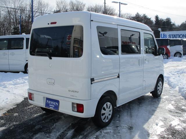 エブリイ ＪＯＩＮターボ　４ＷＤ　シートヒーター　オートライト　両側スライドドア　衝突被害軽減システム　アイドリングストップ　横滑り防止機能　マニュアルエアコン　プッシュスタート　スマートキー　盗難防止システム（5枚目）