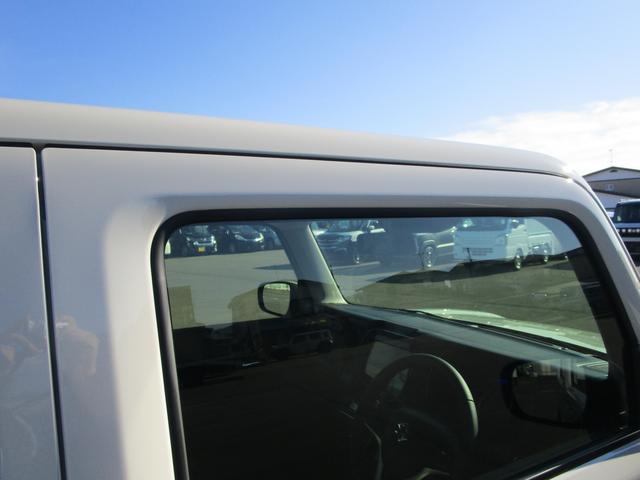 ハスラー HYBRID X 4WD フルセグナビ 全方位カメラ Bluetooth シートヒーター オートライト 衝突被害軽減システム アイドリングストップ 横滑り防止機能 クルーズコントロール オートエアコン プッシュスタート 盗難防止システム(49枚目)