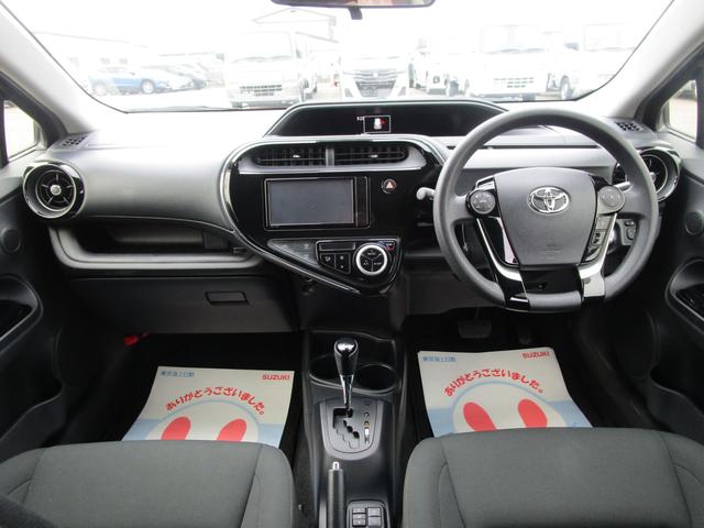アクア Ｓスタイルブラック　２ＷＤ　ナビ　バックカメラ　ＥＴＣ　Ｂｌｕｅｔｏｏｔｈ　オートライト　衝突被害軽減システム　横滑り防止機能　オートエアコン　プッシュスタート　スマートキー　ＩＳＯＦＩＸ　盗難防止システム（6枚目）