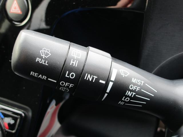 アクア Ｓスタイルブラック　２ＷＤ　ナビ　バックカメラ　ＥＴＣ　Ｂｌｕｅｔｏｏｔｈ　オートライト　衝突被害軽減システム　横滑り防止機能　オートエアコン　プッシュスタート　スマートキー　ＩＳＯＦＩＸ　盗難防止システム（41枚目）