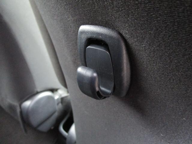 アクア Ｓスタイルブラック　２ＷＤ　ナビ　バックカメラ　ＥＴＣ　Ｂｌｕｅｔｏｏｔｈ　オートライト　衝突被害軽減システム　横滑り防止機能　オートエアコン　プッシュスタート　スマートキー　ＩＳＯＦＩＸ　盗難防止システム（61枚目）