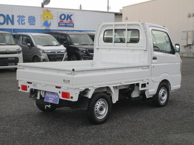 キャリイトラック ＫＣエアコンパワステ　４ＷＤ　マニュアル車　横滑り防止機能　衝突被害軽減システム　ＦＭ／ＡＭラジオ　マニュアルエアコン　スペアキー　保証付販売車（5枚目）