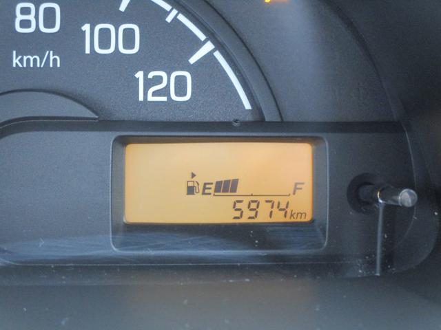 キャリイトラック ＫＣエアコンパワステ　４ＷＤ　マニュアル車　横滑り防止機能　衝突被害軽減システム　ＦＭ／ＡＭラジオ　マニュアルエアコン　スペアキー　保証付販売車（8枚目）