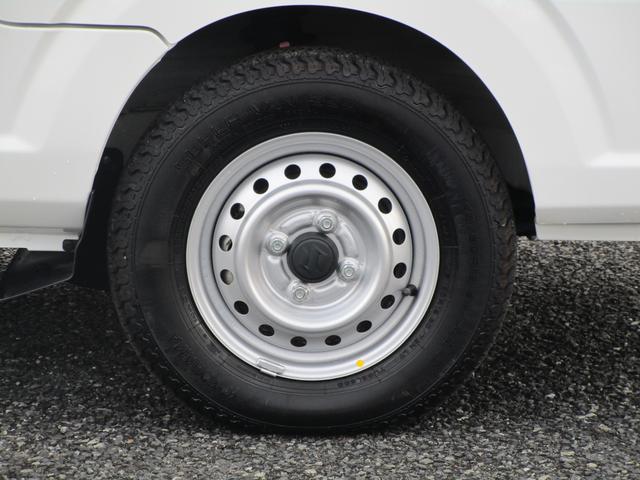 キャリイトラック ＫＣエアコンパワステ　４ＷＤ　マニュアル車　横滑り防止機能　衝突被害軽減システム　ＦＭ／ＡＭラジオ　マニュアルエアコン　スペアキー　保証付販売車（15枚目）