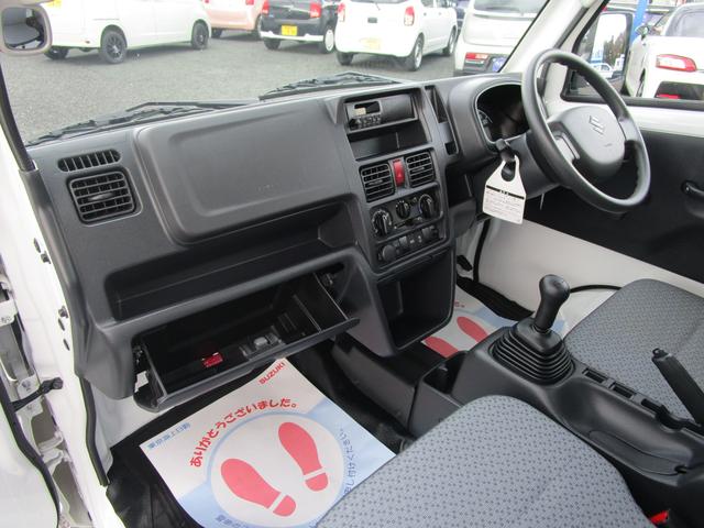 キャリイトラック ＫＣエアコンパワステ　４ＷＤ　マニュアル車　横滑り防止機能　衝突被害軽減システム　ＦＭ／ＡＭラジオ　マニュアルエアコン　スペアキー　保証付販売車（29枚目）