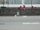 少ない視線移動で直感的に必要な情報を確認でき、車両情報をカラーで表示し、さらにエアコンやナビゲーション情報を表示してくれます。インパネ上部に備える必要がないため解放感があります。安全運転をサポート!