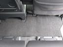 後席にもフロアマットが敷いてあります