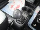 ５速マニュアルシフト搭載車です