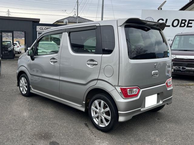 ワゴンＲ ハイブリッドＦＺ　レーンアシスト　衝突被害軽減システム　ＬＥＤヘッドランプ　スマートキー　アイドリングストップ　シートヒーター　パイオニアナビ　フルセグＴＶ　バックカメラ　Ｂｌｕｅｔｏｏｔｈ　ＥＴＣ　ドラレコ（7枚目）